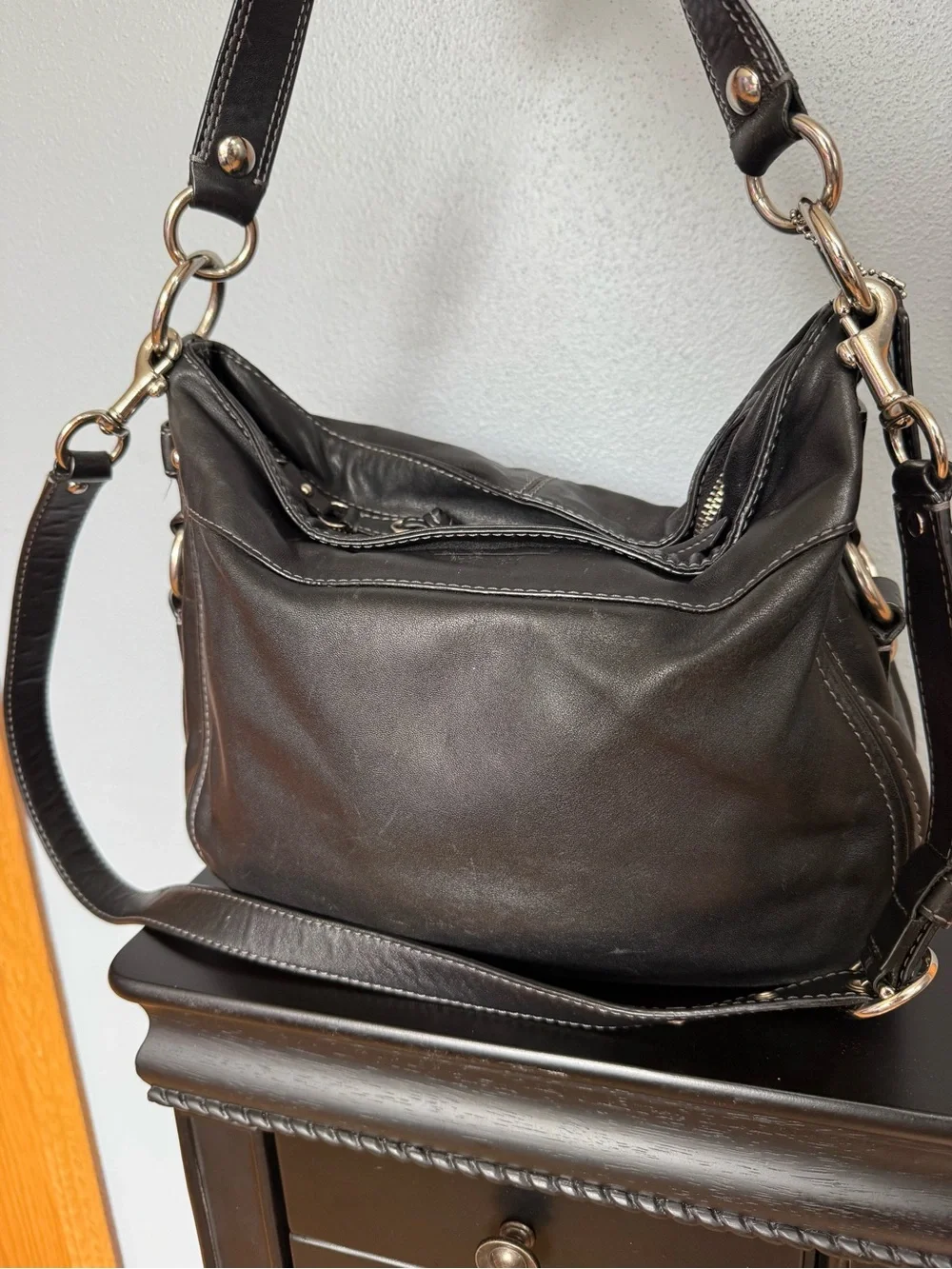 Vintage Coach Black Leather Shoulder Bag with Adjustable Strap